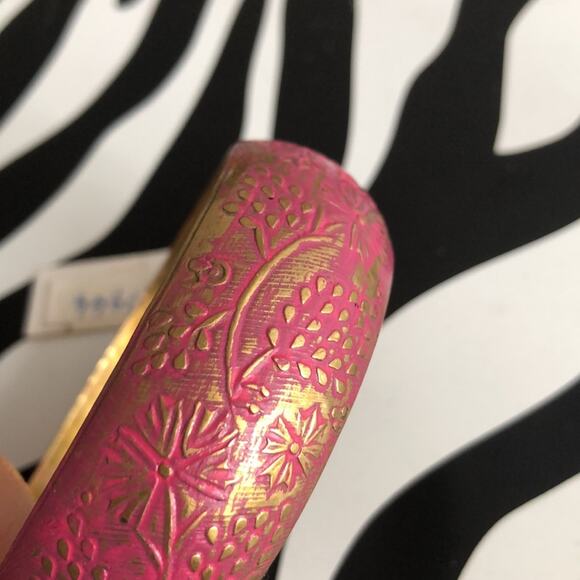4 for $20 Stephan & Co. Pink/Gold Floral Bangle - Picture 3 of 6